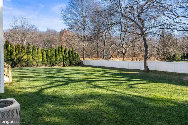 40 REMBRANDT WAY, Hightstown, NJ 08520