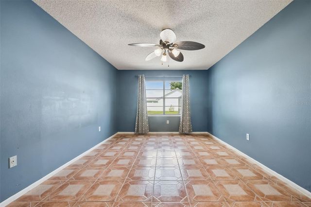 2620 E DORCHESTER DR, Deltona, FL 32738