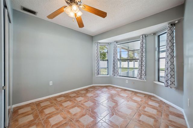 2620 E DORCHESTER DR, Deltona, FL 32738