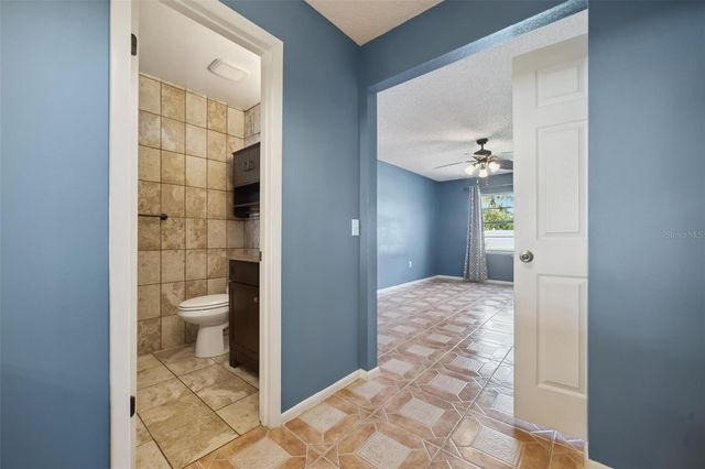 2620 E DORCHESTER DR, Deltona, FL 32738