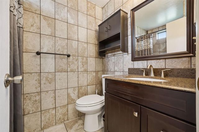 2620 E DORCHESTER DR, Deltona, FL 32738