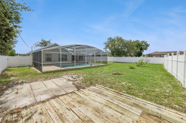 2620 E DORCHESTER DR, Deltona, FL 32738