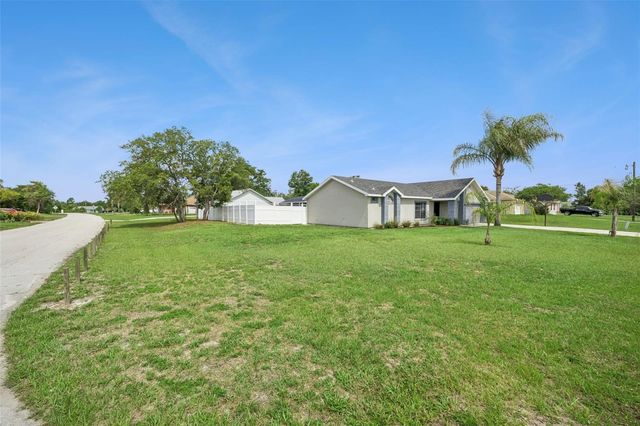 2620 E DORCHESTER DR, Deltona, FL 32738