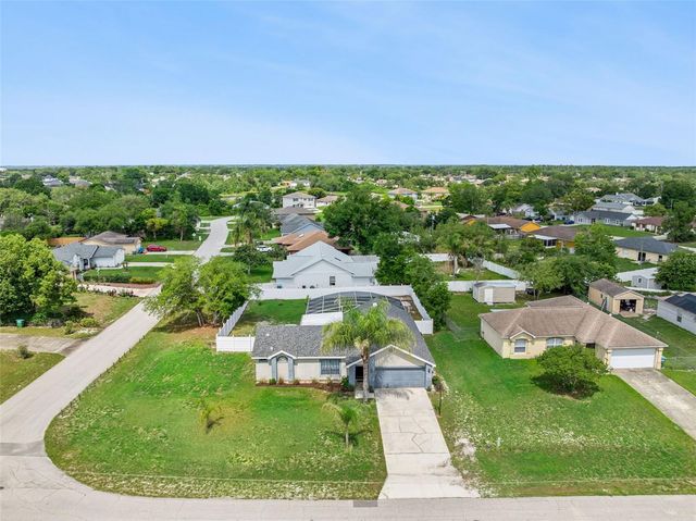 2620 E DORCHESTER DR, Deltona, FL 32738
