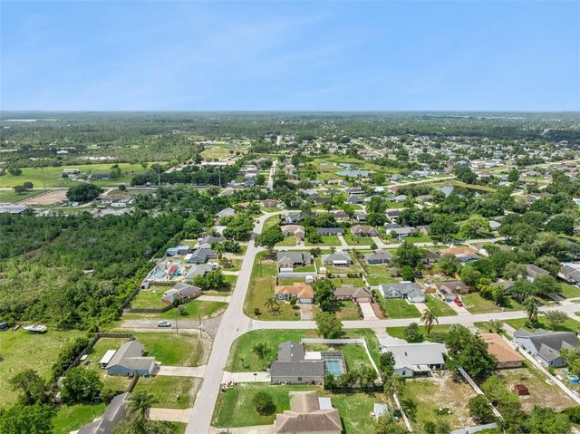2620 E DORCHESTER DR, Deltona, FL 32738