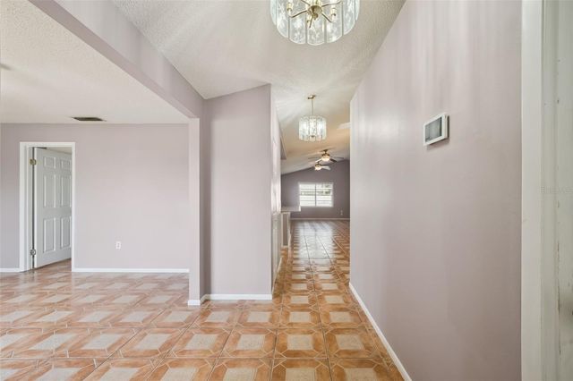 2620 E DORCHESTER DR, Deltona, FL 32738