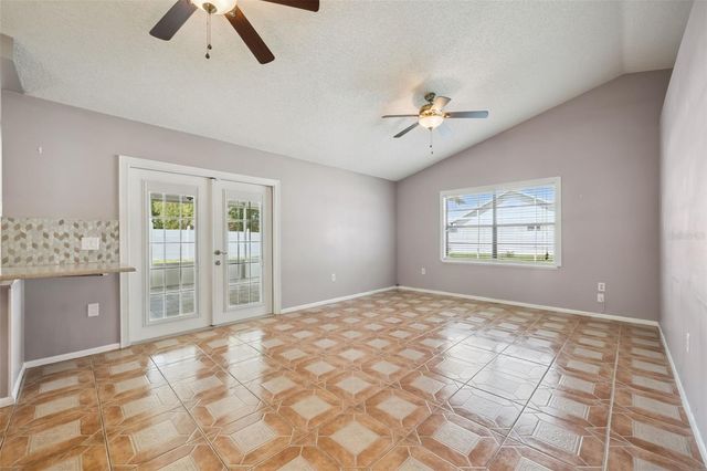 2620 E DORCHESTER DR, Deltona, FL 32738