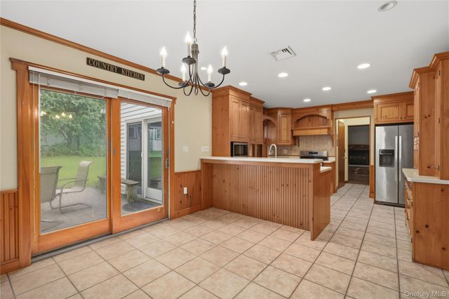 28 High Ridge Road, Monroe, NY 10950
