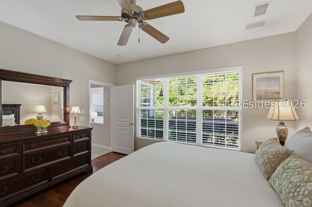 24 Sunbeam Dr, Bluffton, SC 29909