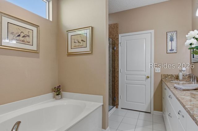 24 Sunbeam Dr, Bluffton, SC 29909