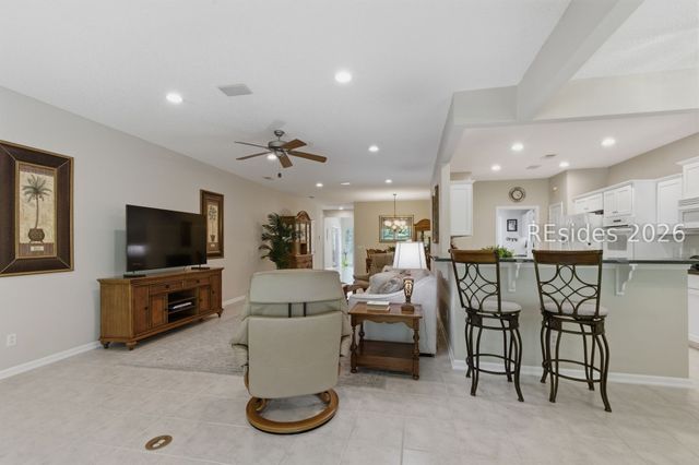 24 Sunbeam Dr, Bluffton, SC 29909