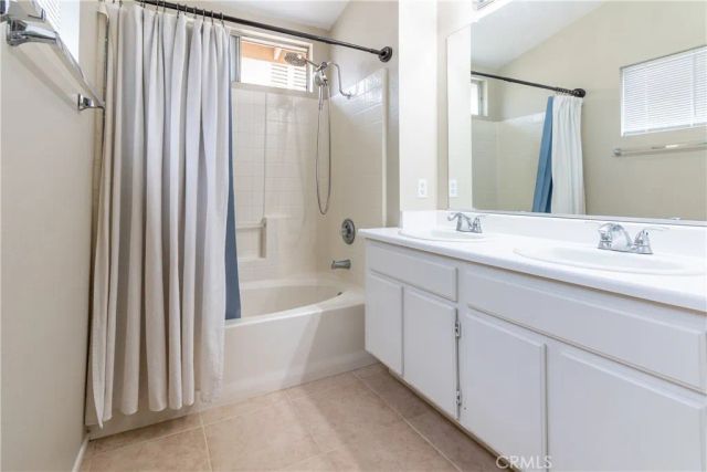 1280 Abbey Pines, Perris, CA 92571