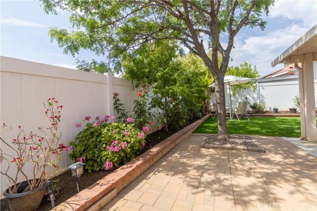 1280 Abbey Pines, Perris, CA 92571
