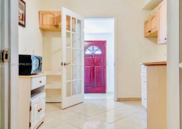 2424 SW 21st Ter, Miami, FL 33145