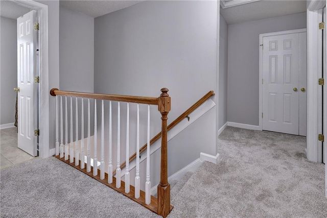 335 Manning LN, Hampton, VA 23666