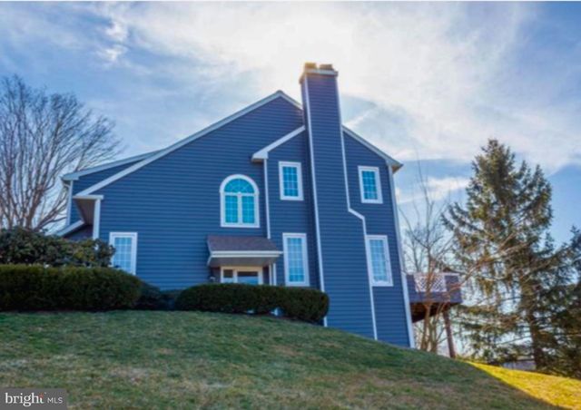 701 DRIFTWOOD LN, Downingtown, PA 19335