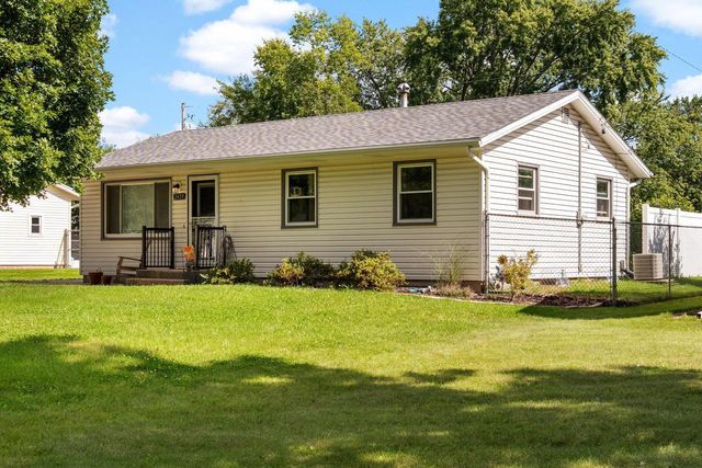 2439 Iva Court, Beloit, WI 53511