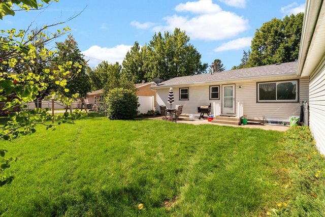 2439 Iva Court, Beloit, WI 53511