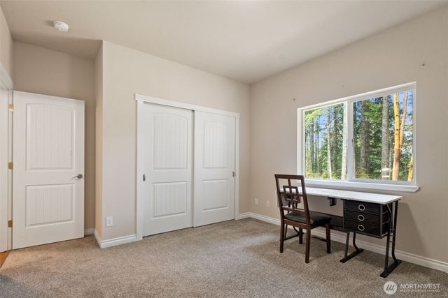 300 E Hillside Drive, Belfair, WA 98528