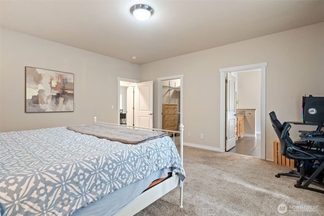 300 E Hillside Drive, Belfair, WA 98528