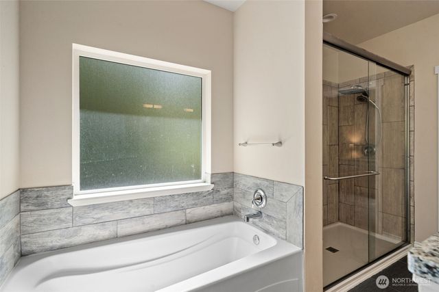 300 E Hillside Drive, Belfair, WA 98528
