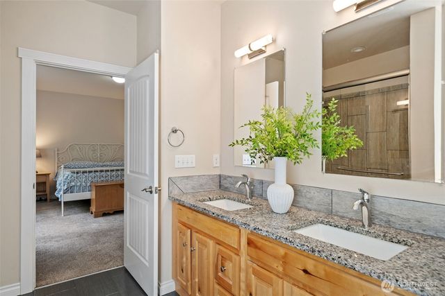 300 E Hillside Drive, Belfair, WA 98528
