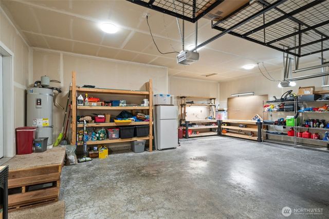 300 E Hillside Drive, Belfair, WA 98528