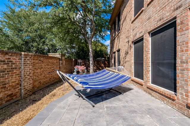 8753 Cherry Lee Lane, Lantana, TX 76226