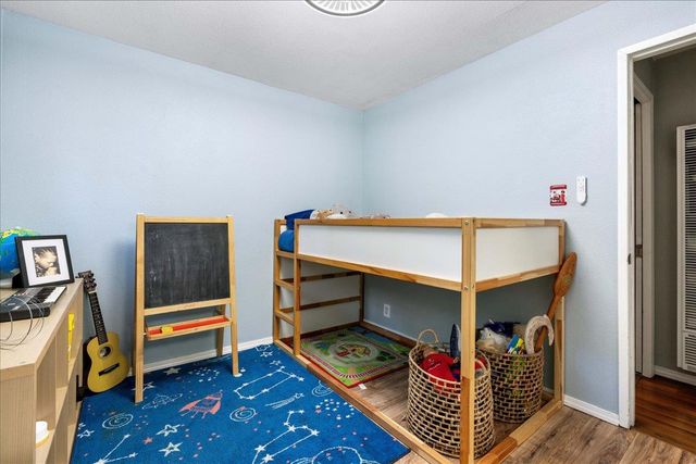 6780 Ridgeway Dr, Pollock Pines, CA 95726