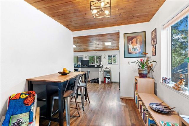 6780 Ridgeway Dr, Pollock Pines, CA 95726