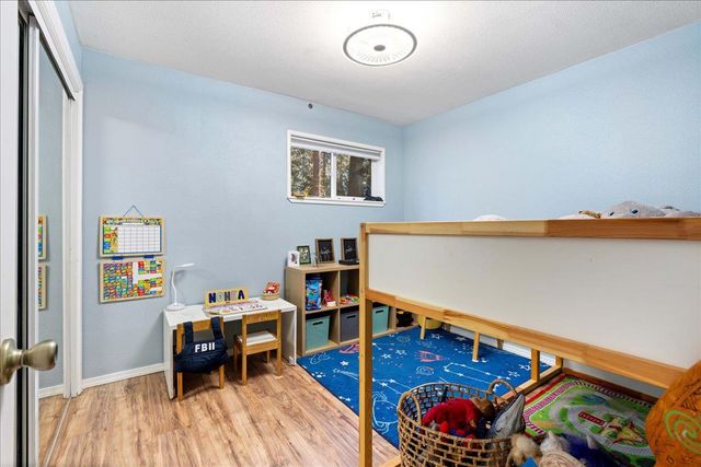 6780 Ridgeway Dr, Pollock Pines, CA 95726