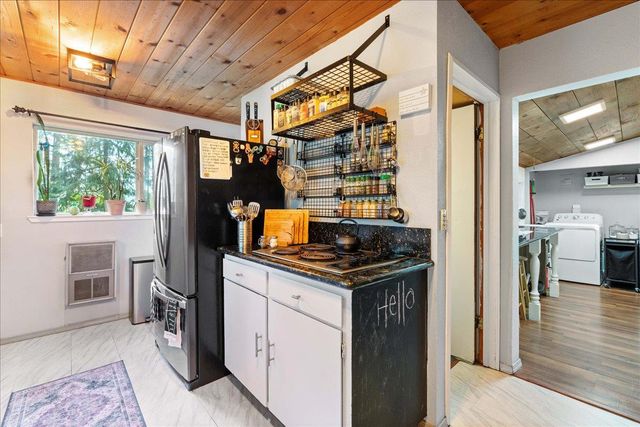 6780 Ridgeway Dr, Pollock Pines, CA 95726