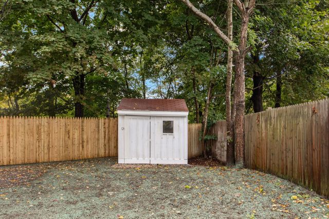 17 Webster Street, Allenstown, NH 03275