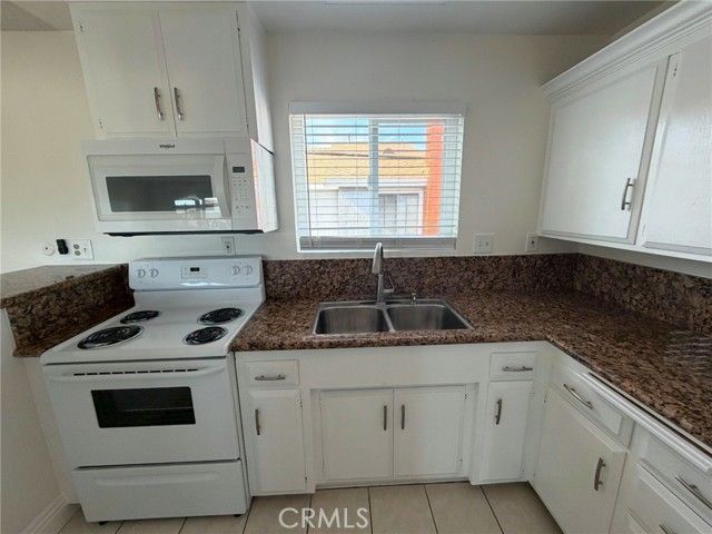 931 W 19th Street 30, Costa Mesa, CA 92627