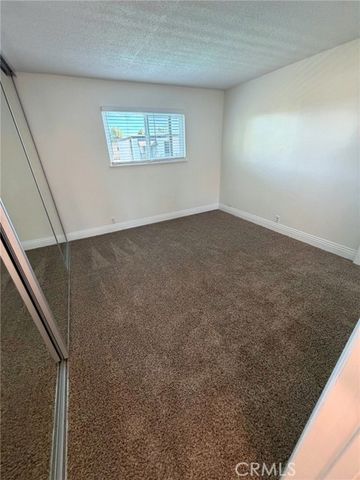 931 W 19th Street 30, Costa Mesa, CA 92627