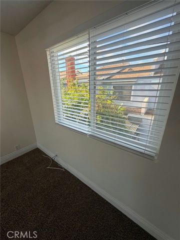 931 W 19th Street 30, Costa Mesa, CA 92627