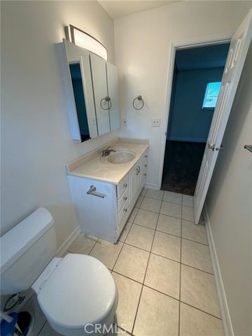 931 W 19th Street 30, Costa Mesa, CA 92627