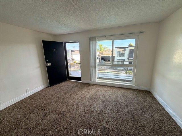 931 W 19th Street 30, Costa Mesa, CA 92627