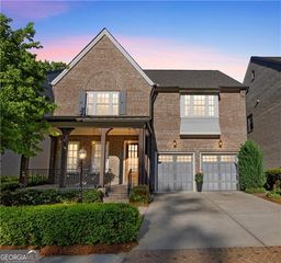 6454 Meridian Way, Atlanta, GA 30328