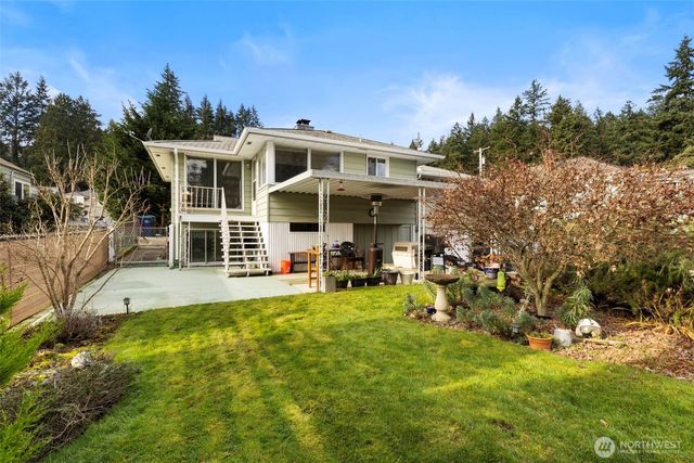 110 S Summit Avenue, Bremerton, WA 98312