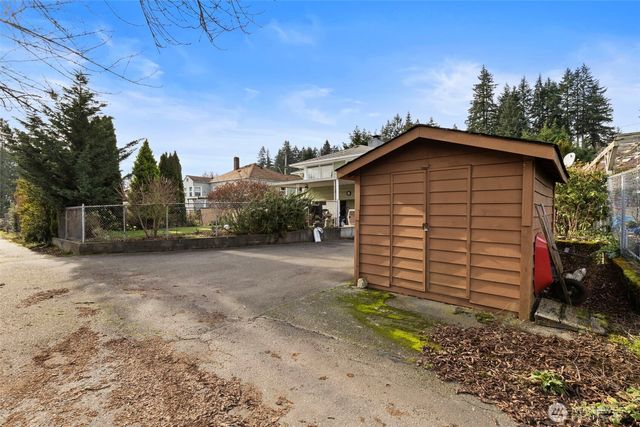 110 S Summit Avenue, Bremerton, WA 98312