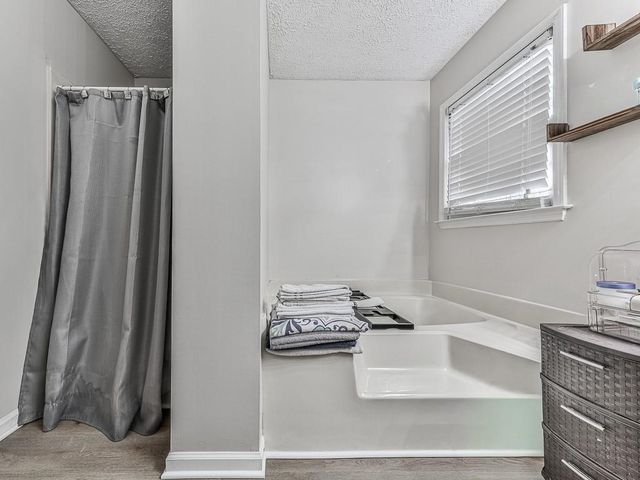 921 White Stag Lane, Canton, GA 30115