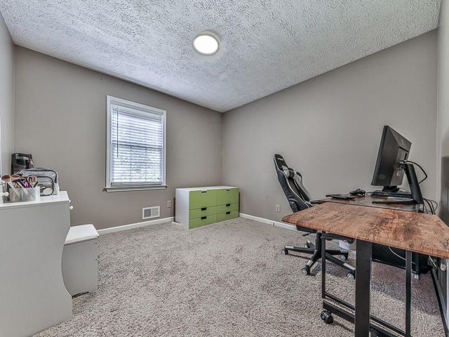 921 White Stag Lane, Canton, GA 30115