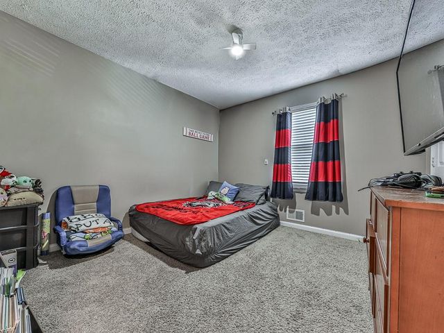 921 White Stag Lane, Canton, GA 30115