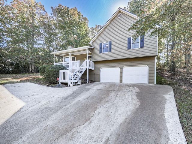 921 White Stag Lane, Canton, GA 30115