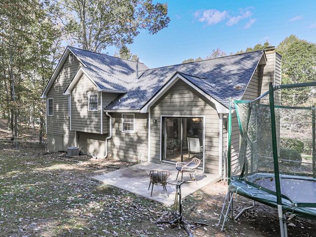 921 White Stag Lane, Canton, GA 30115