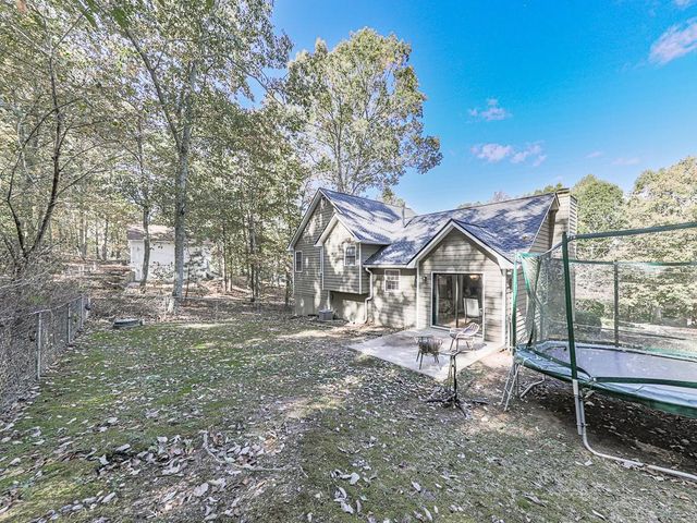 921 White Stag Lane, Canton, GA 30115