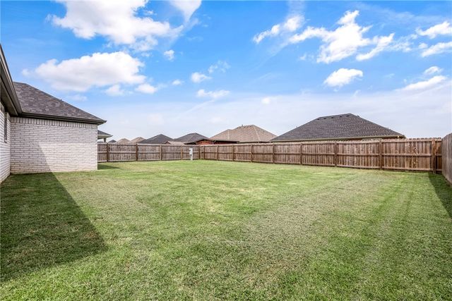 1038 Jameson Street, Tontitown, AR 72762