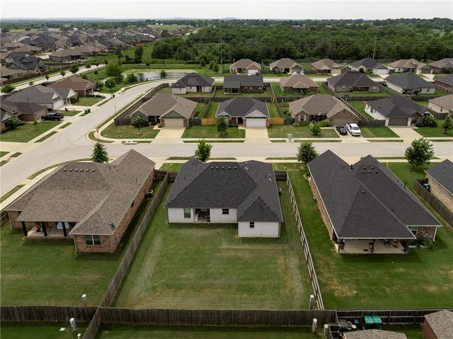 1038 Jameson Street, Tontitown, AR 72762