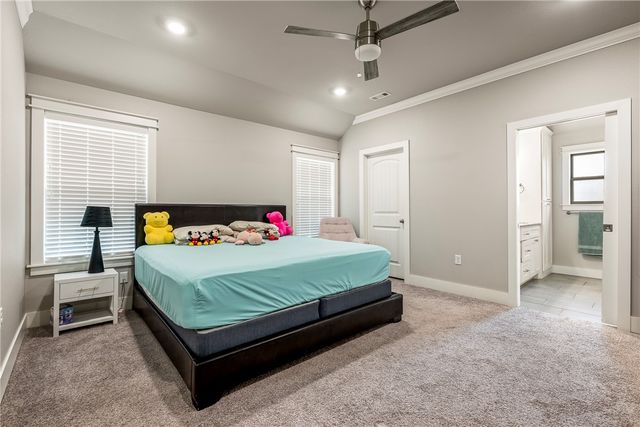 1038 Jameson Street, Tontitown, AR 72762